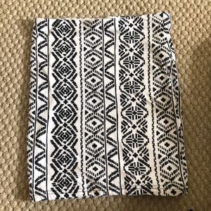 Black& White Pencil Skirt